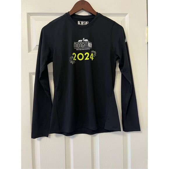 NEW BALANCE 2024 MIDNIGHT RUN NYRR T-SHIRT - Picture 1 of 11